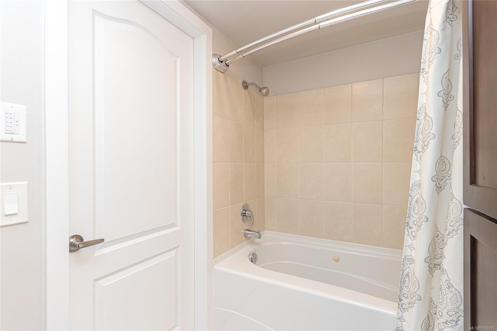 10930 Fernie Wynd Rd