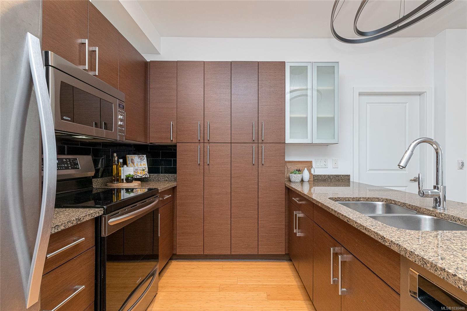 4394 West Saanich Rd Unit: 405