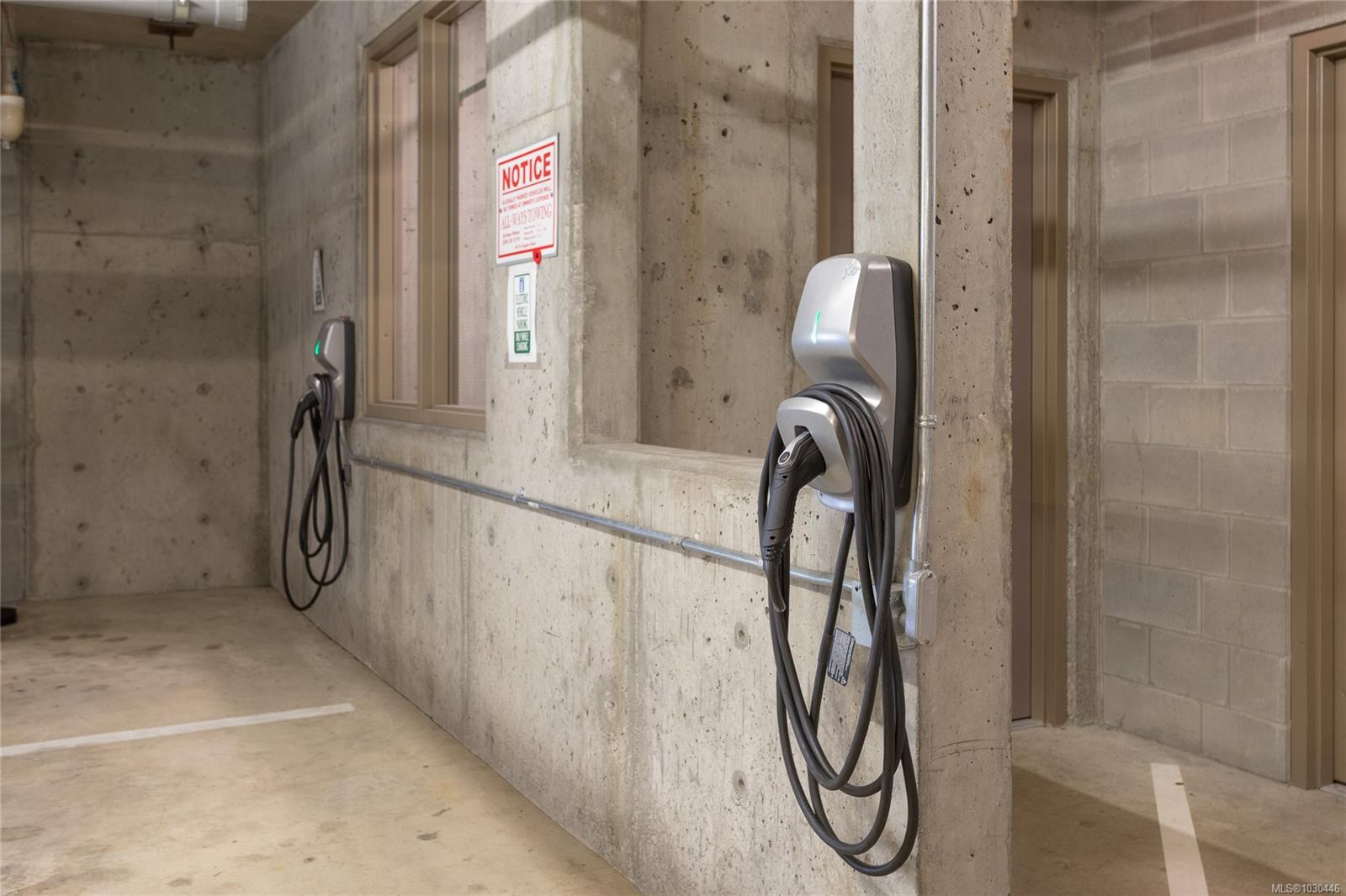 4394 West Saanich Rd Unit: 405