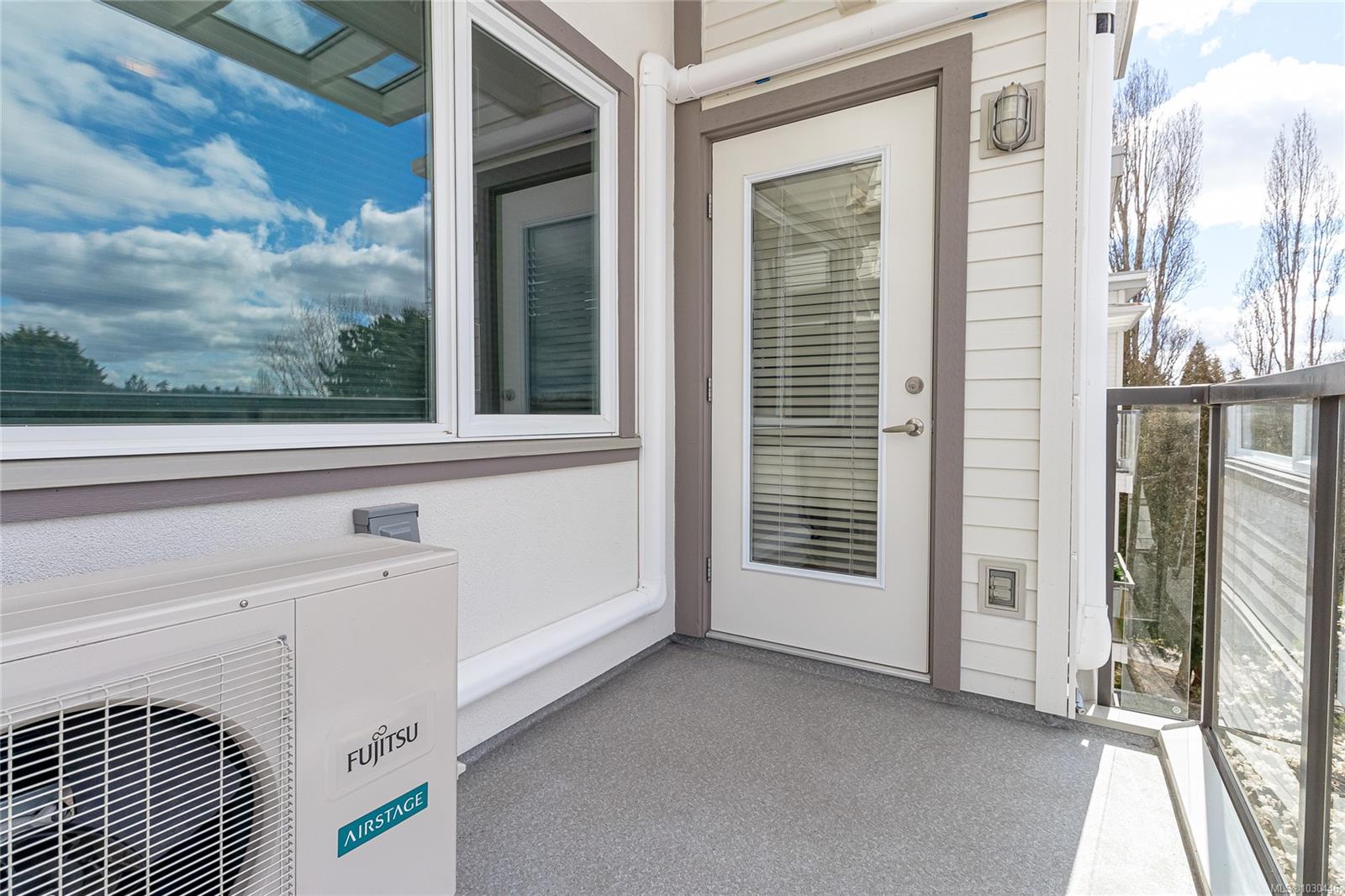 4394 West Saanich Rd Unit: 405