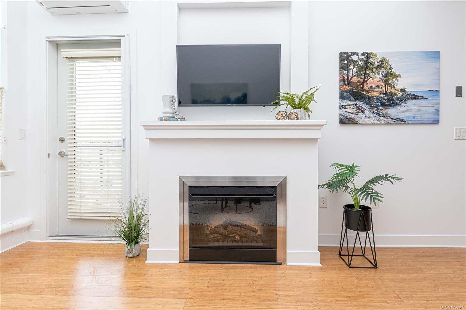 4394 West Saanich Rd Unit: 405