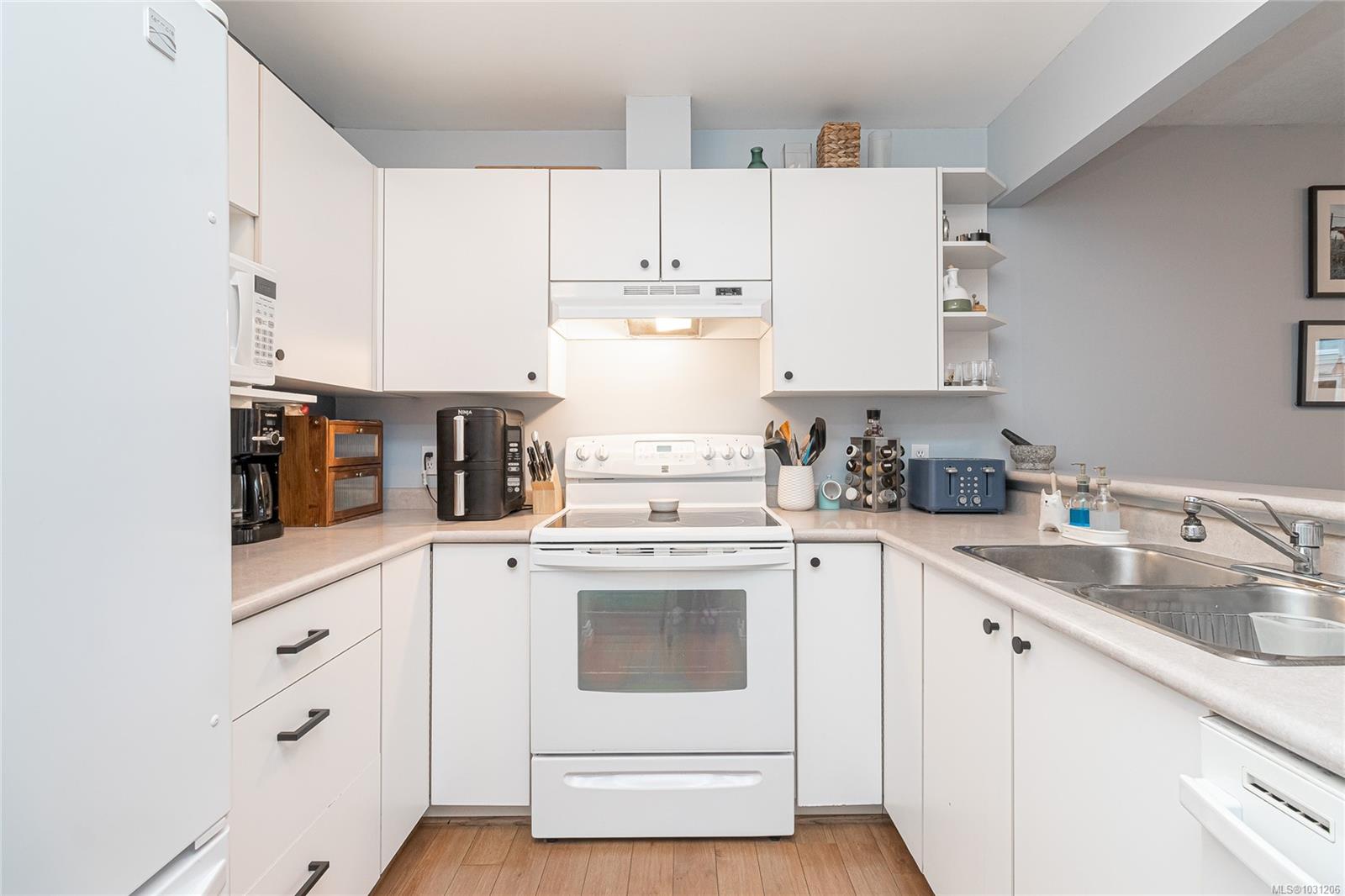 1025 Meares St # 309