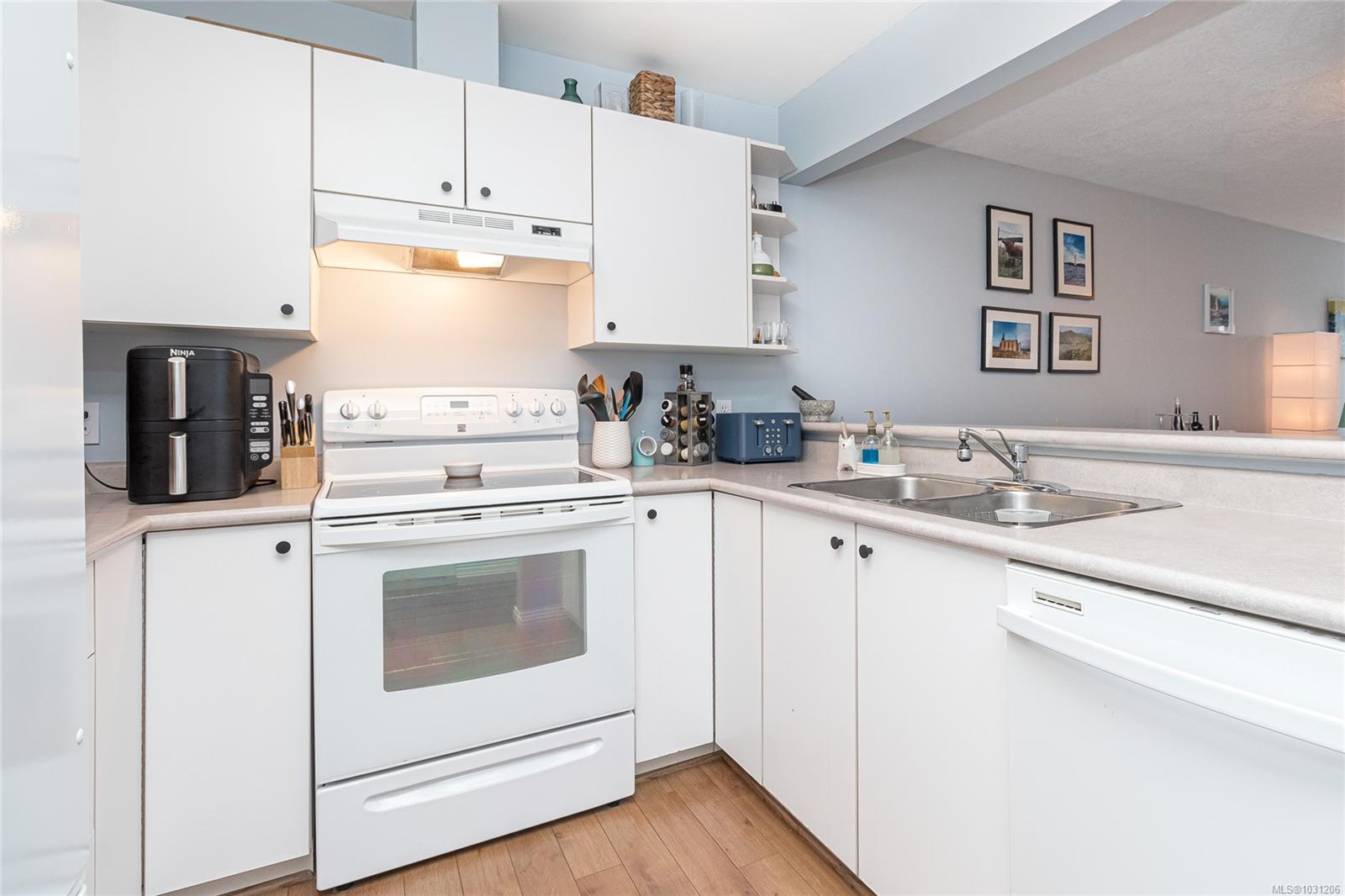 1025 Meares St # 309