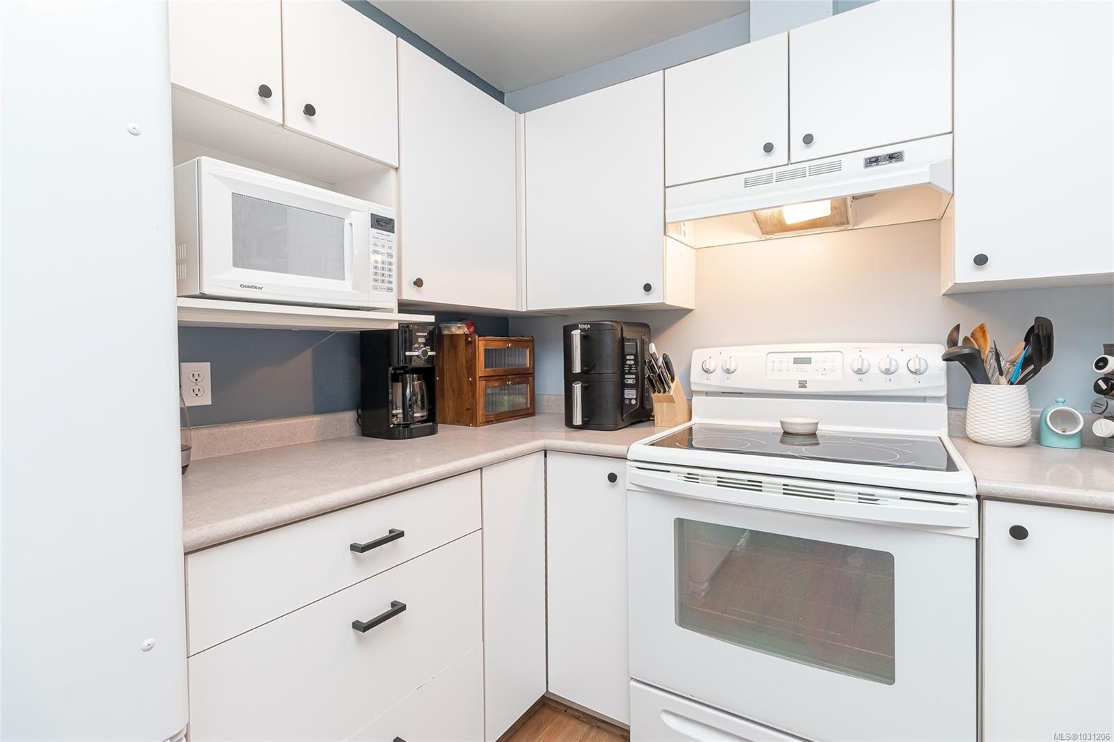 1025 Meares St # 309