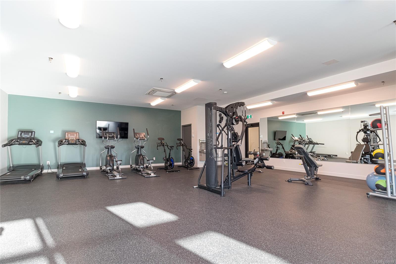 2469 Gateway Rd # 204