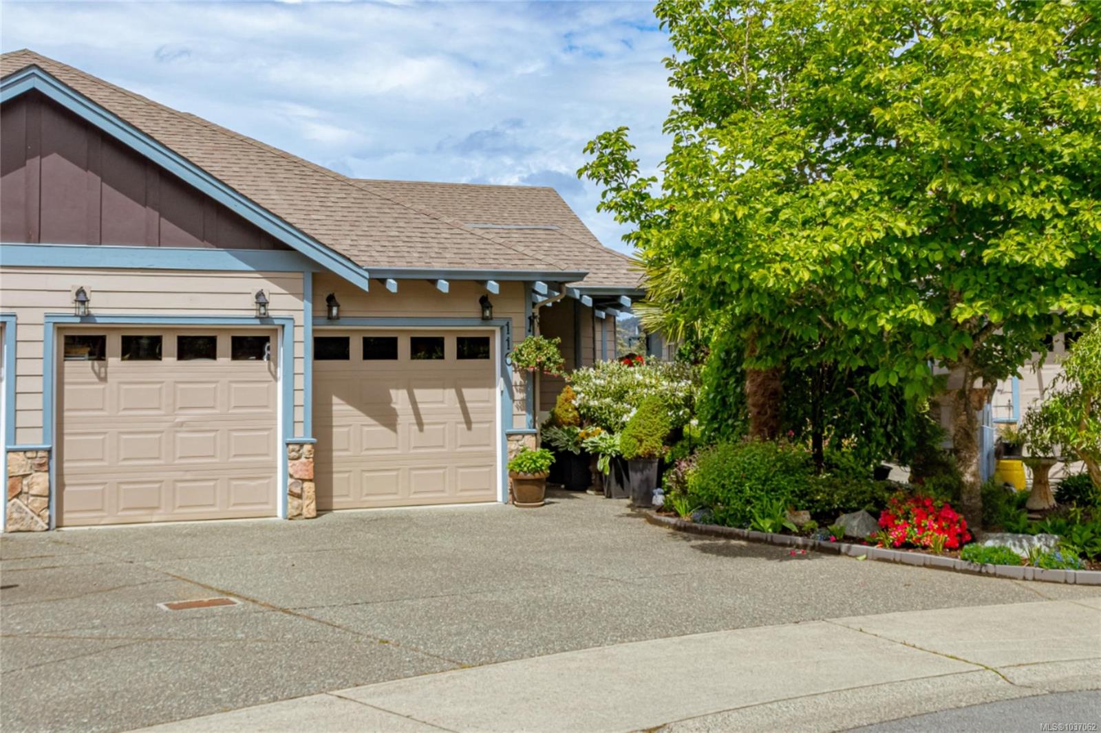 2120 Harrow Gate # 110