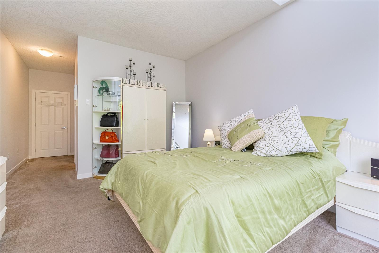 2120 Harrow Gate # 110