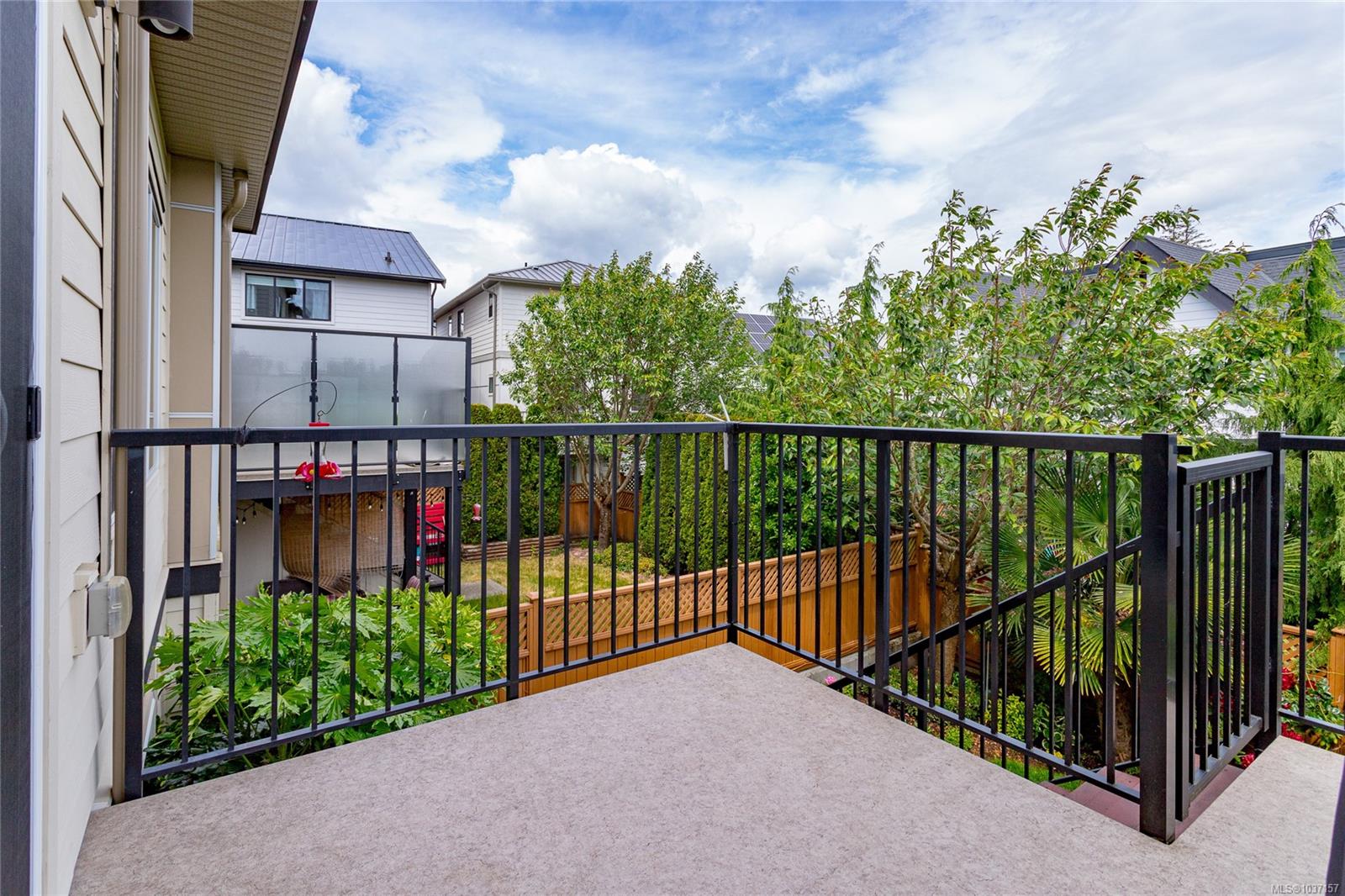 1026 Boeing Close