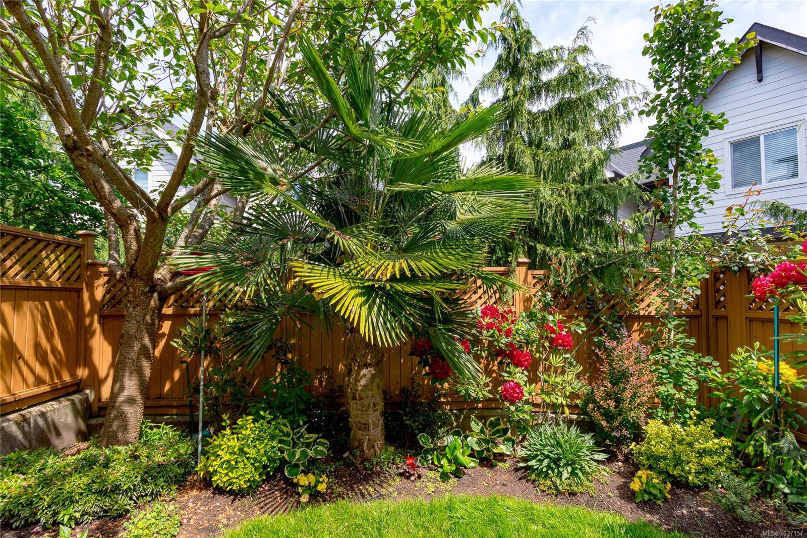 1026 Boeing Close