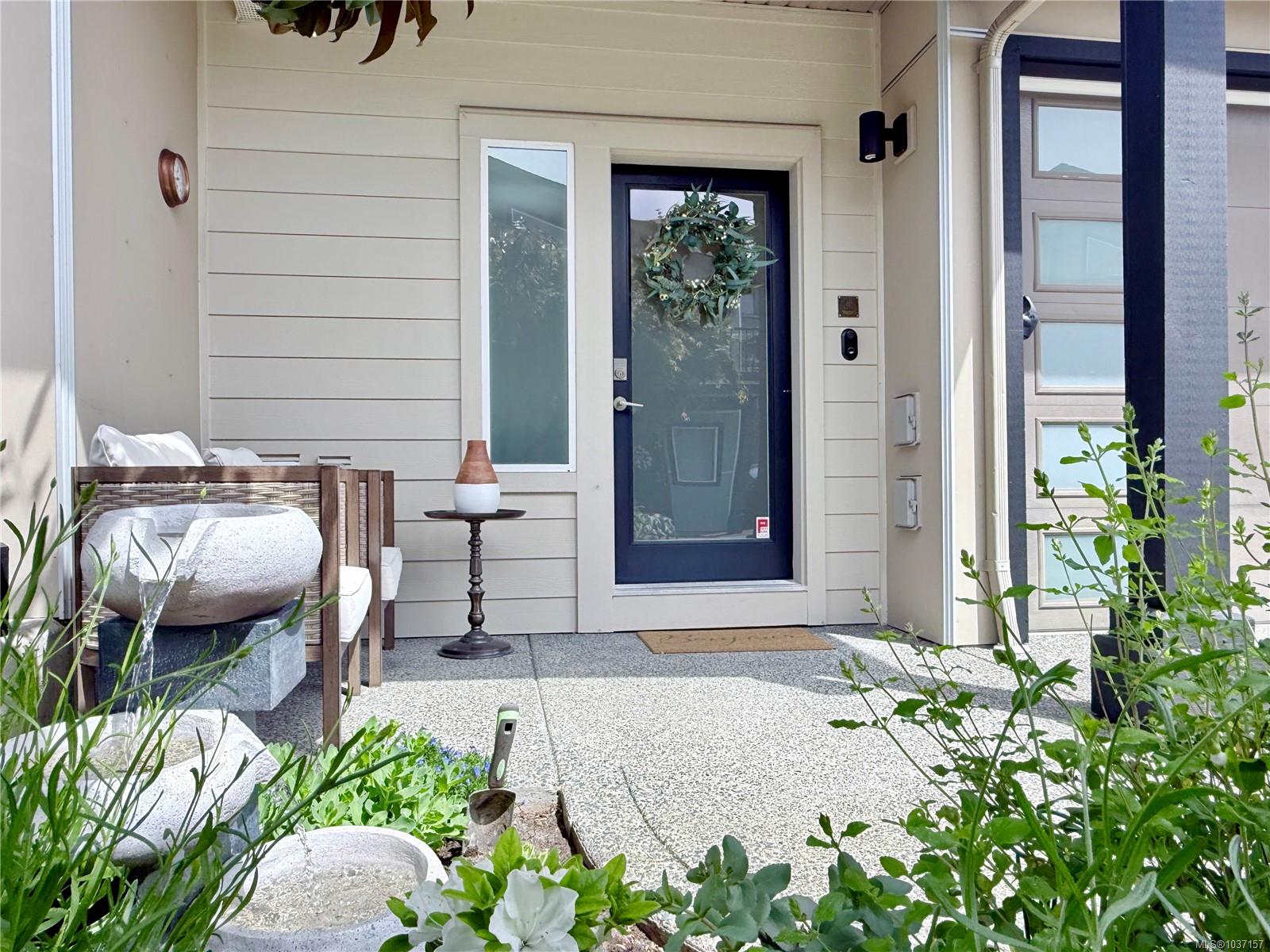 1026 Boeing Close
