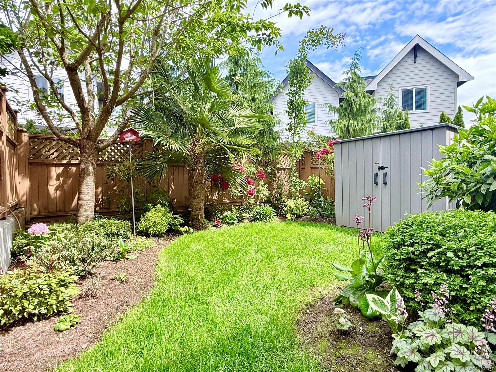 1026 Boeing Close