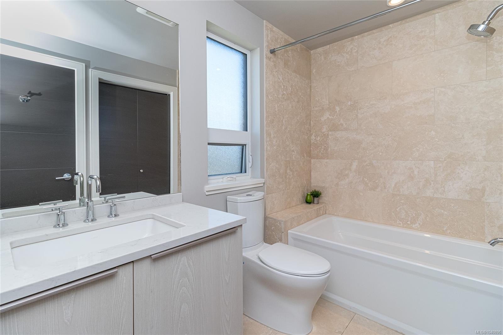 1011 Burdett Ave #308