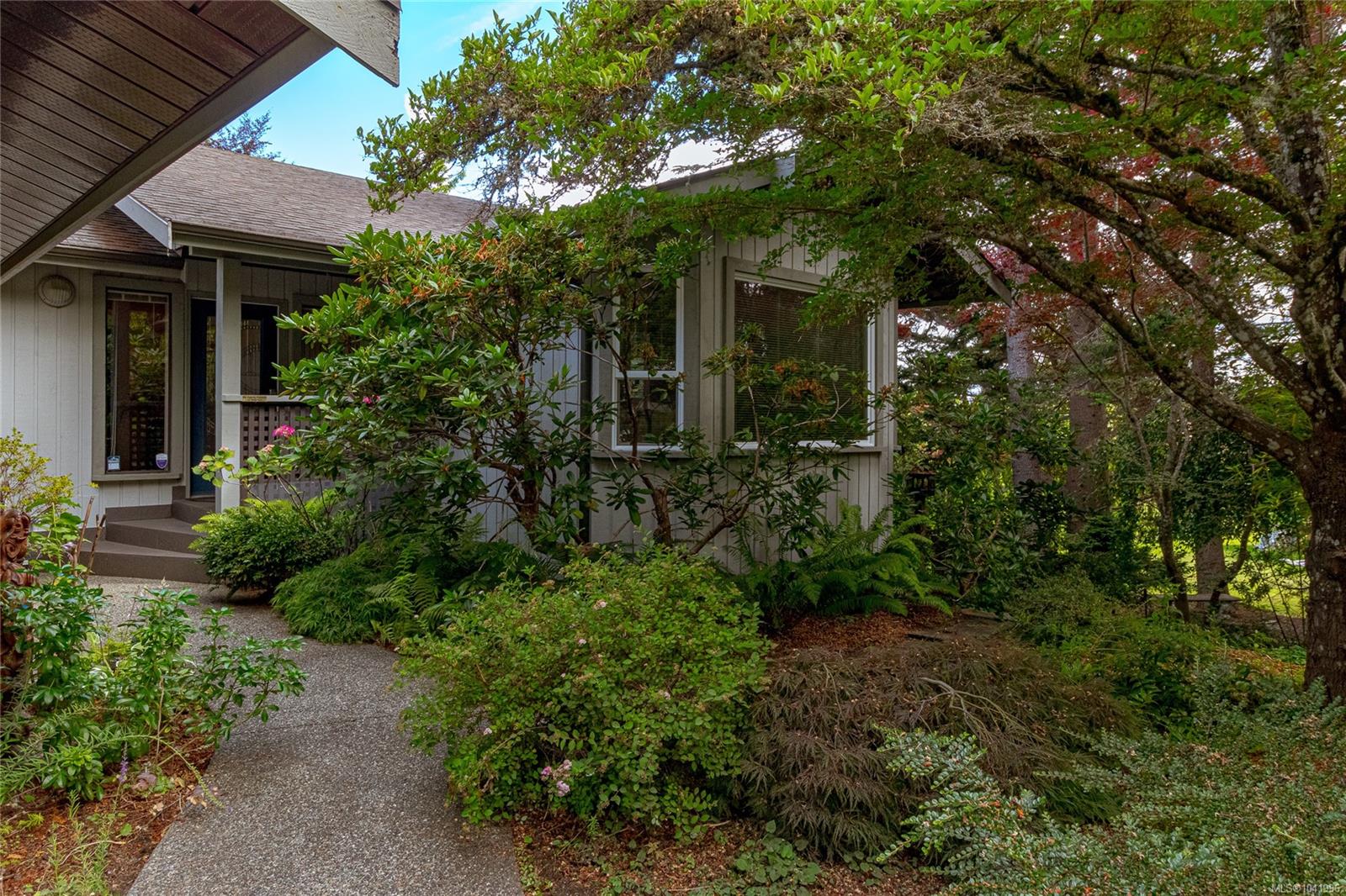 1835 Barrett Dr