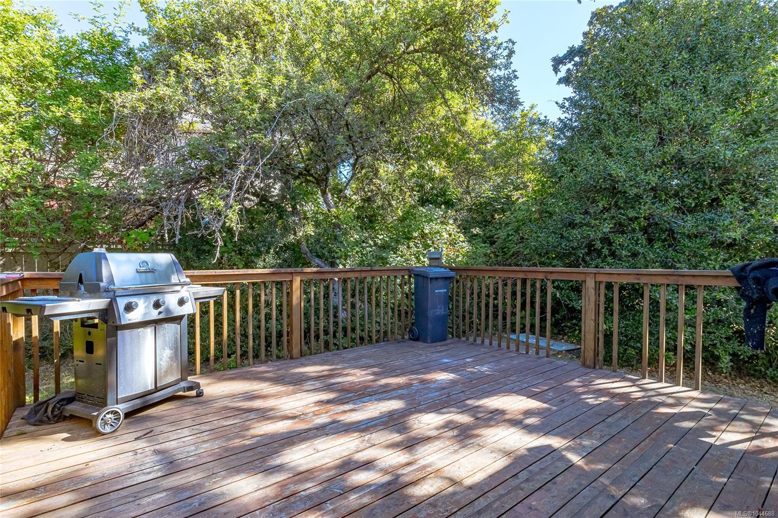 4167 Thornhill Cres