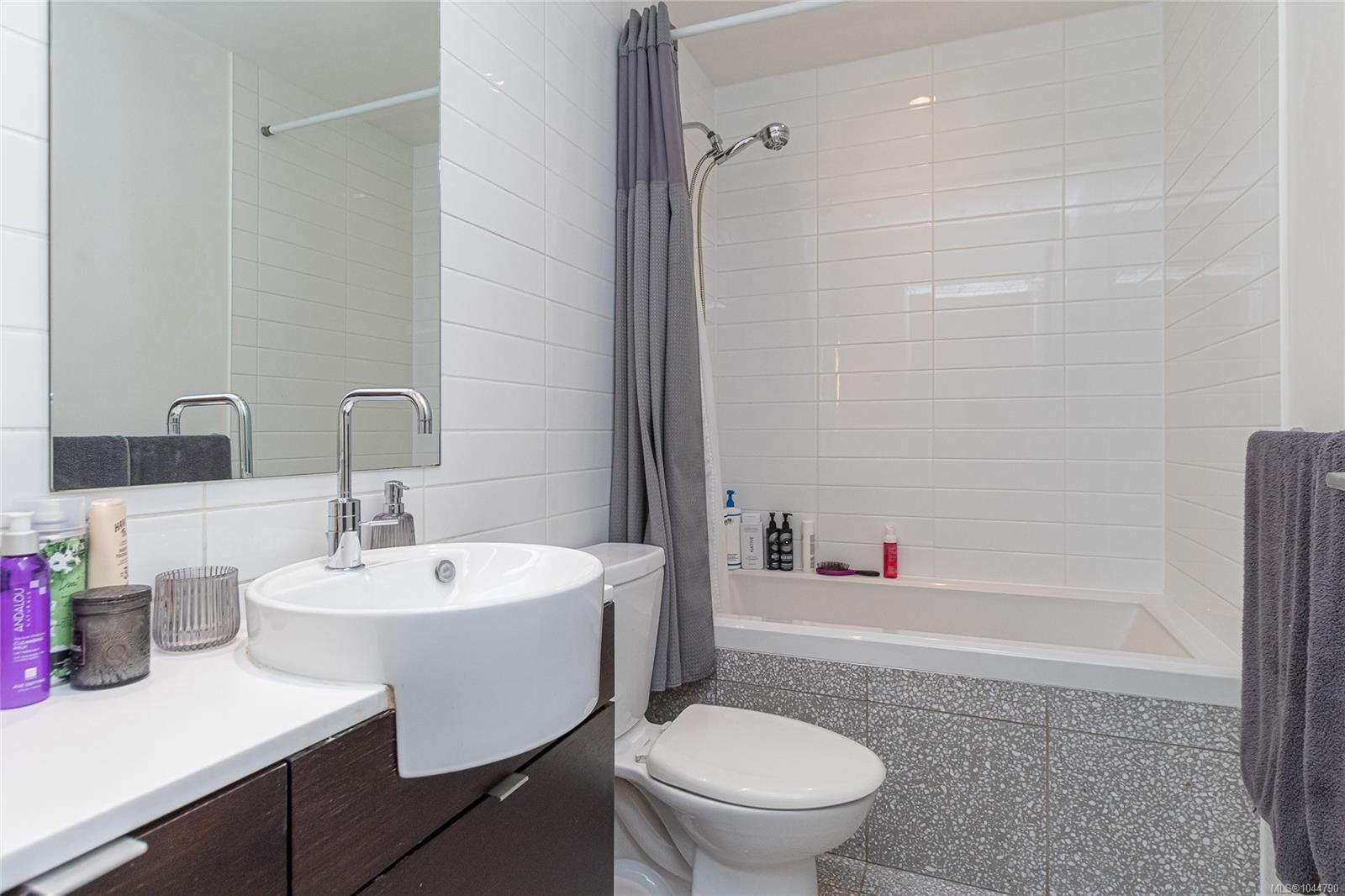 770 Fisgard St #339