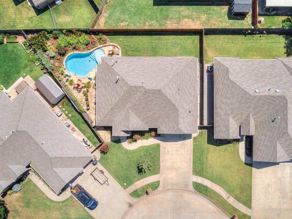 534 W Chickasaw Court Way