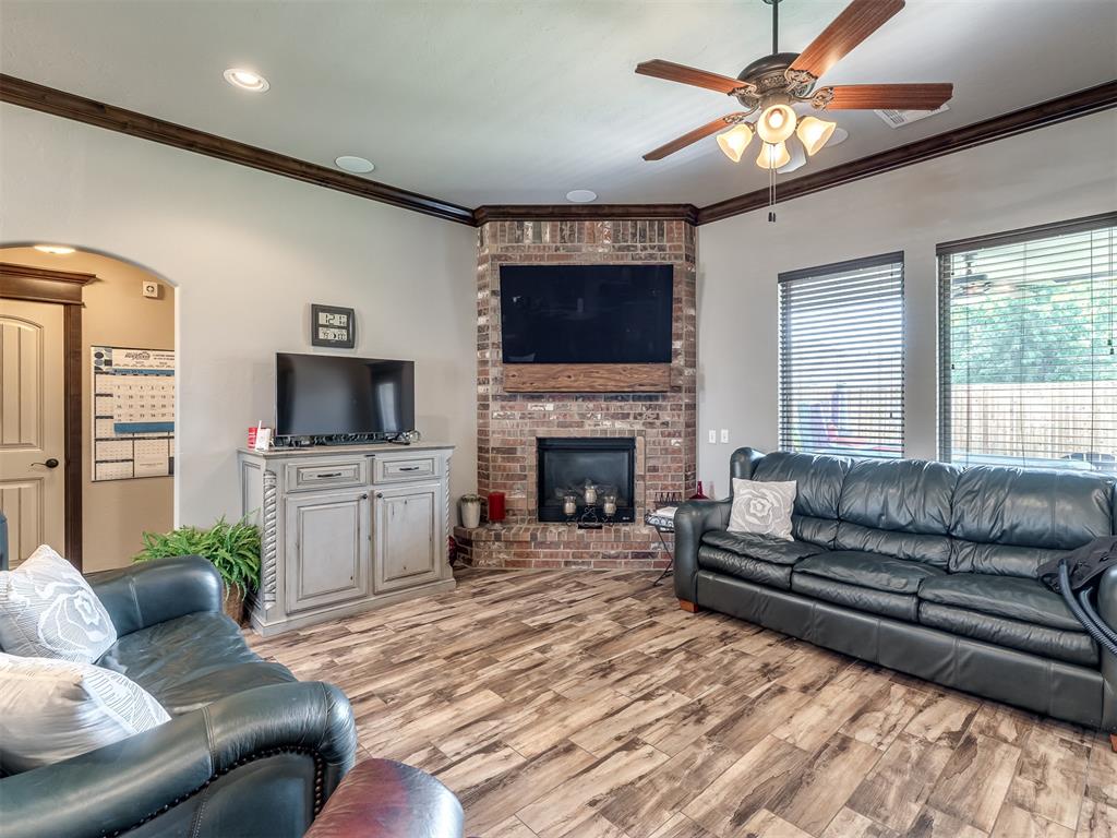 534 W Chickasaw Court Way