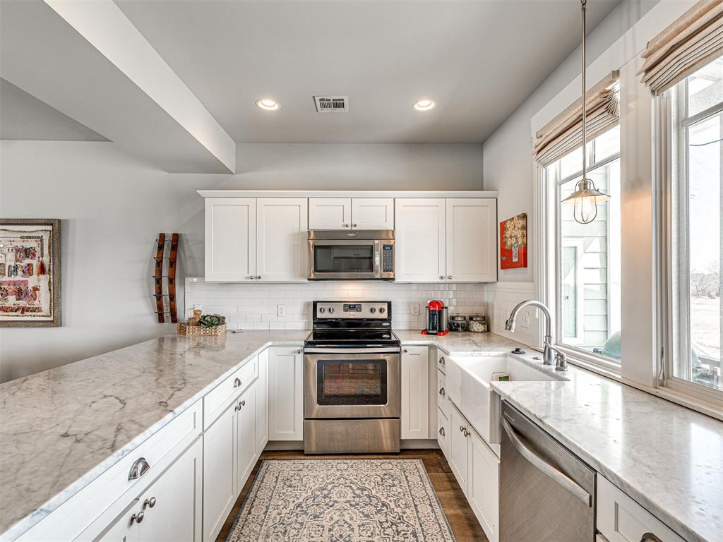 29 Boardwalk Unit: F