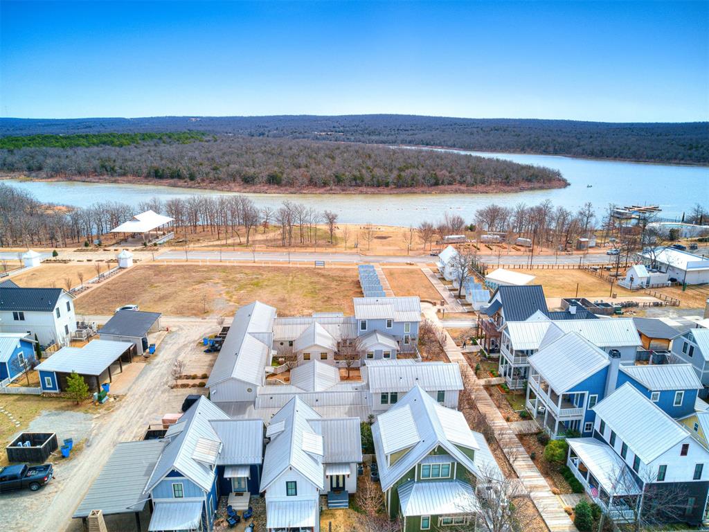 29 Boardwalk Unit: F