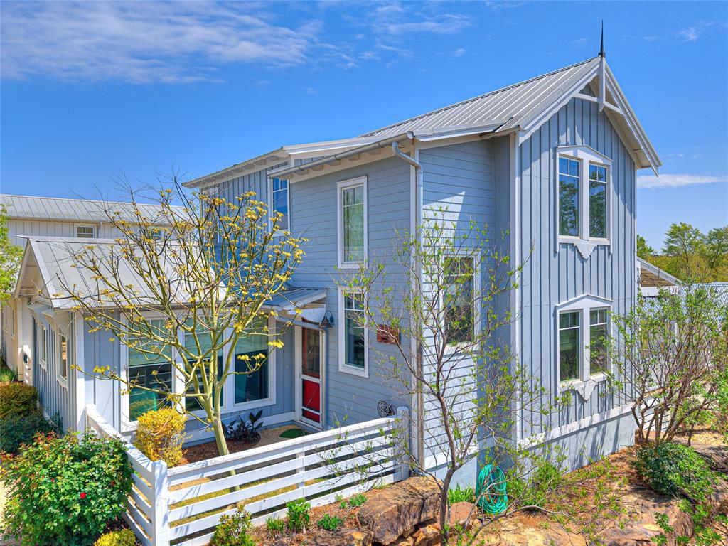 29 Boardwalk Unit: F