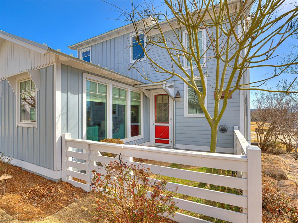 29 Boardwalk Unit: F