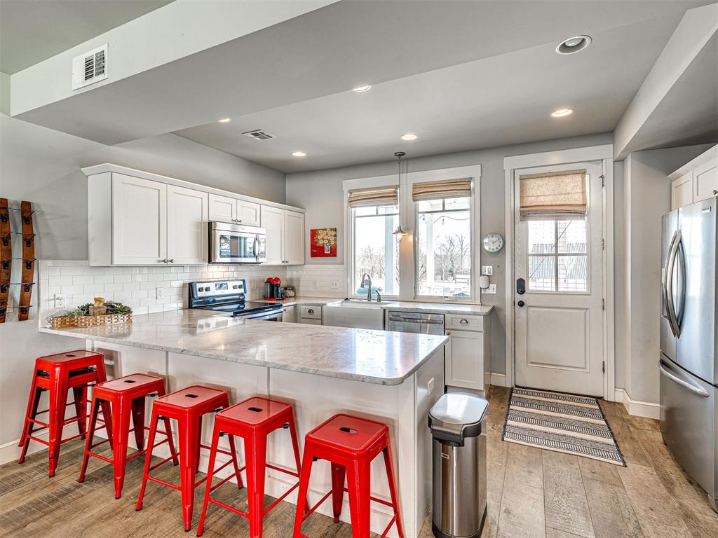 29 Boardwalk Unit: F