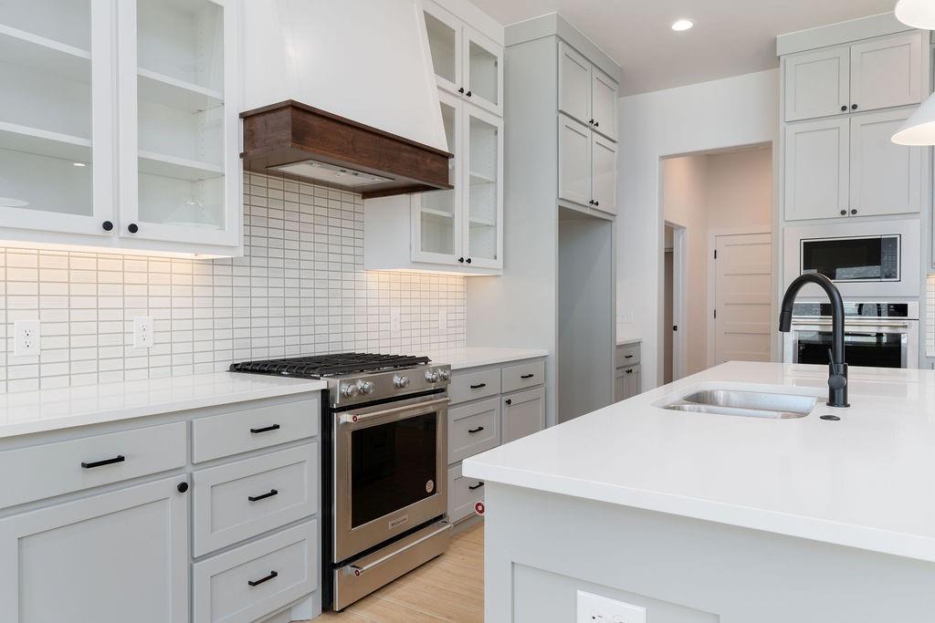 4516 Maple Ridge Court