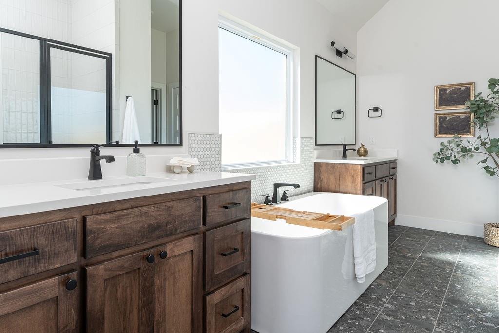 4516 Maple Ridge Court