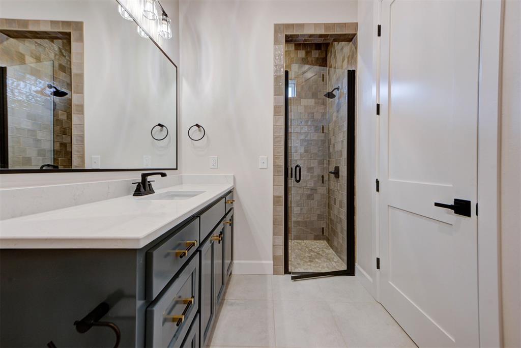 4417 Maple Ridge Drive