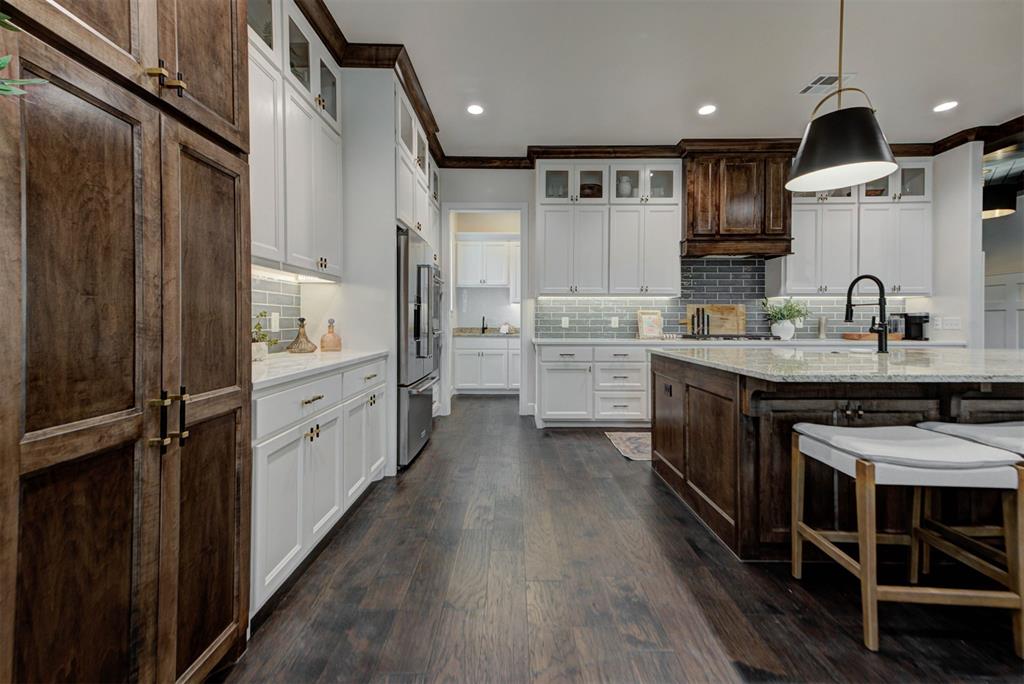 4417 Maple Ridge Drive