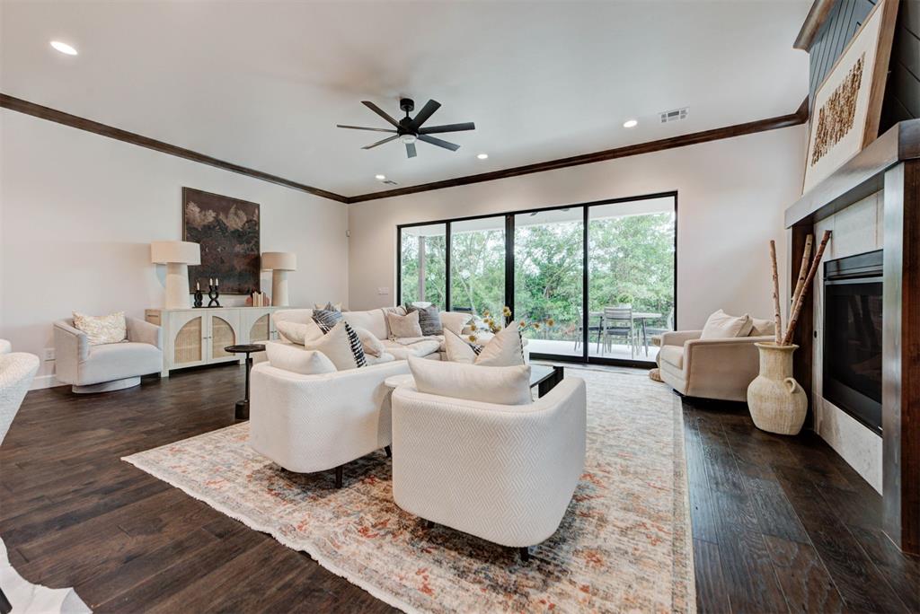 4417 Maple Ridge Drive