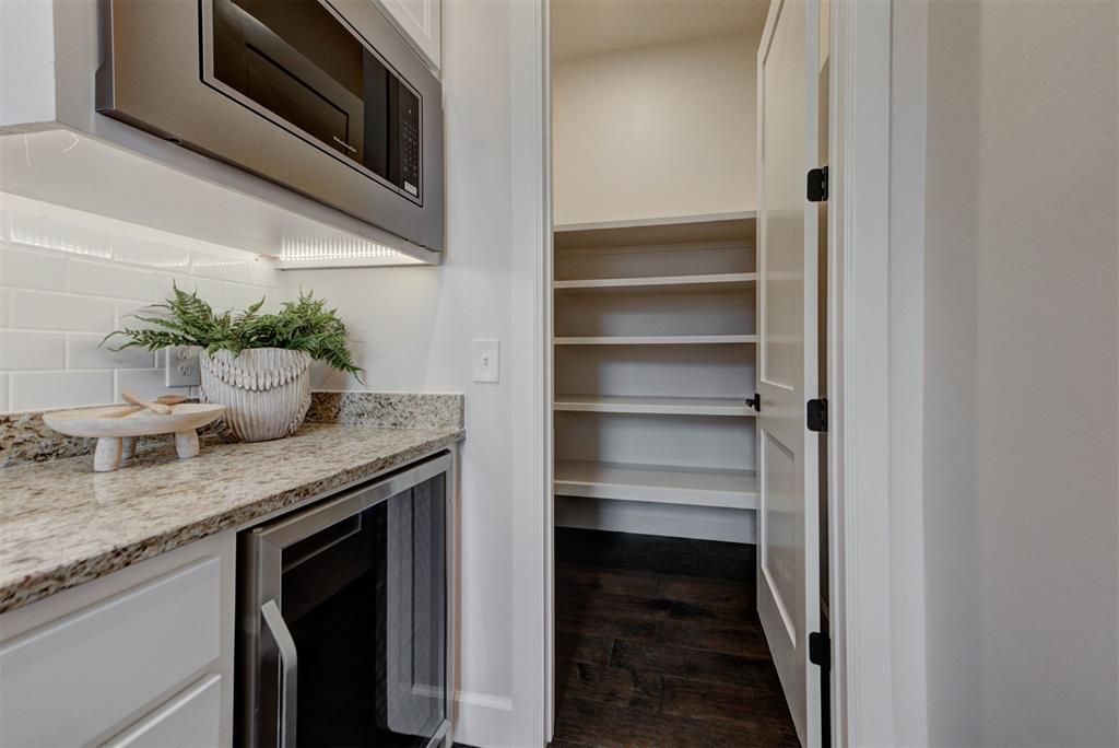 4417 Maple Ridge Drive