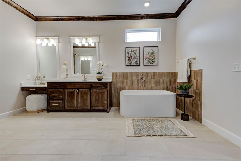 4417 Maple Ridge Drive