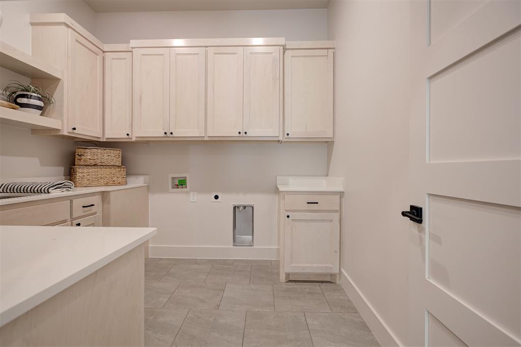 4541 Maple Ridge Drive