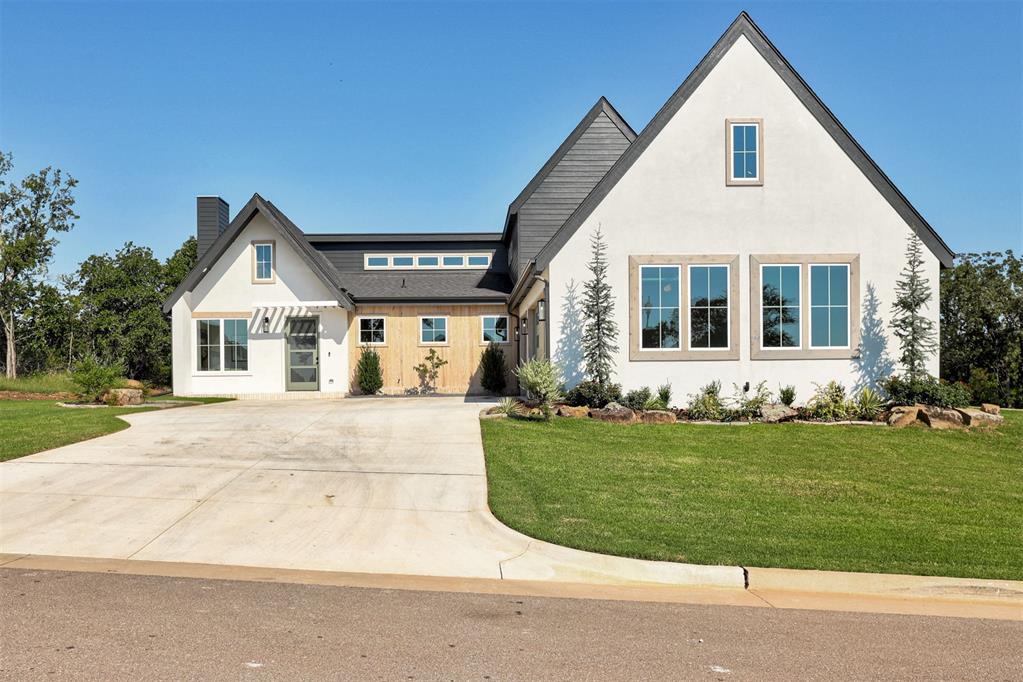 4541 Maple Ridge Drive