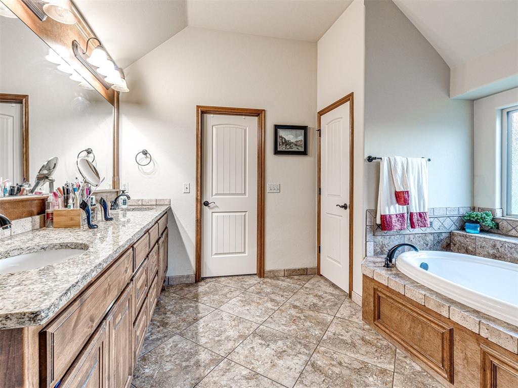 1808 NW 195th Circle