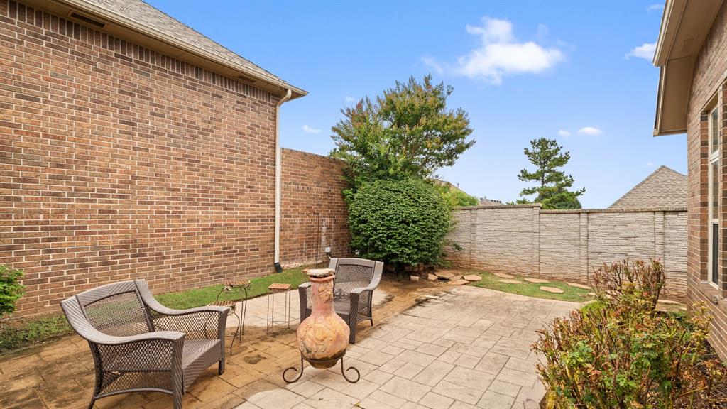 704 Capri Place