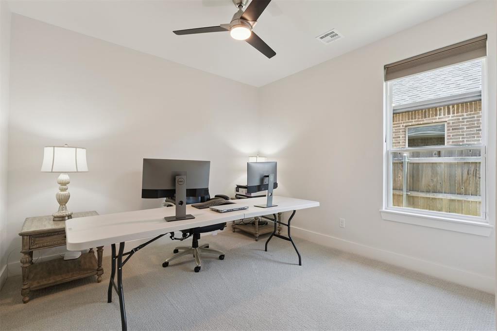 200 Pont Neuf Court