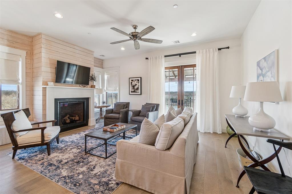 29 Water Street Unit: 10F