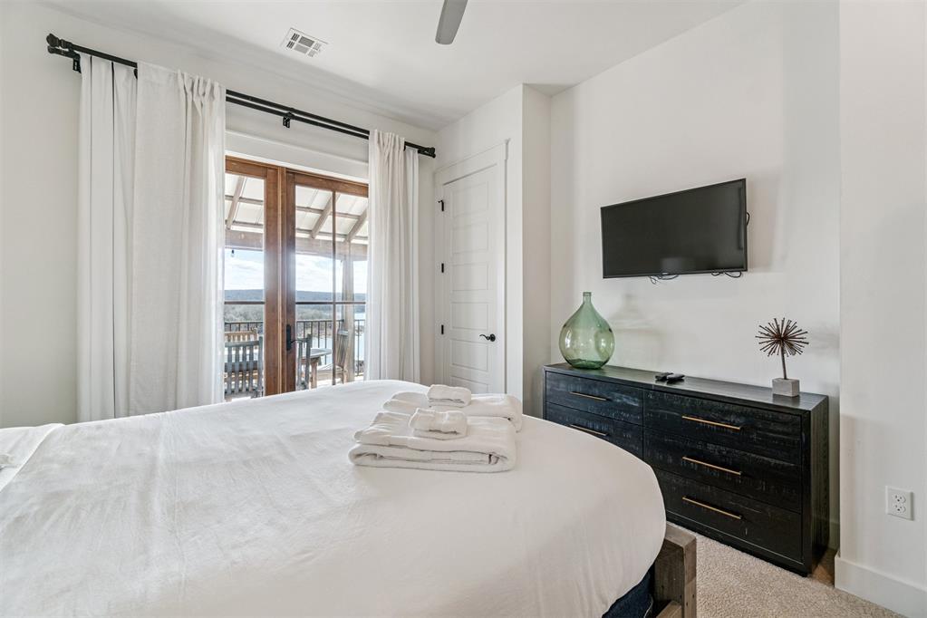 29 Water Street Unit: 10F