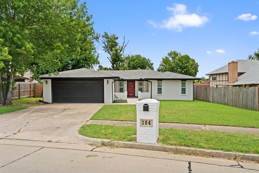 104 N Ramblin Oaks Drive