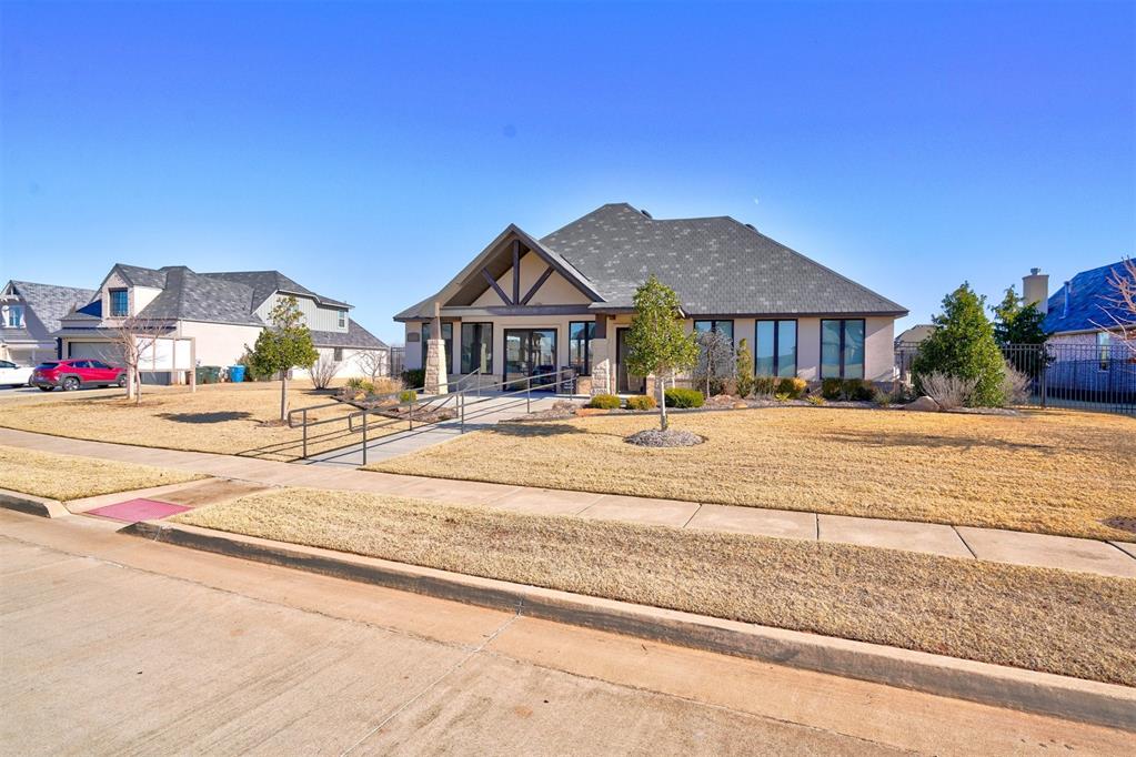 209 Pont Neuf Court