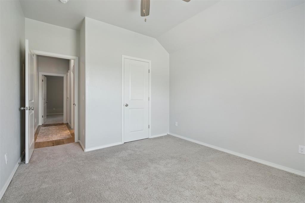 1512 N Kamryn Way