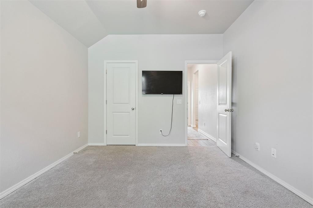 1512 N Kamryn Way