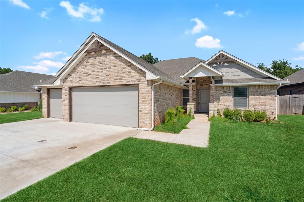 1512 N Kamryn Way