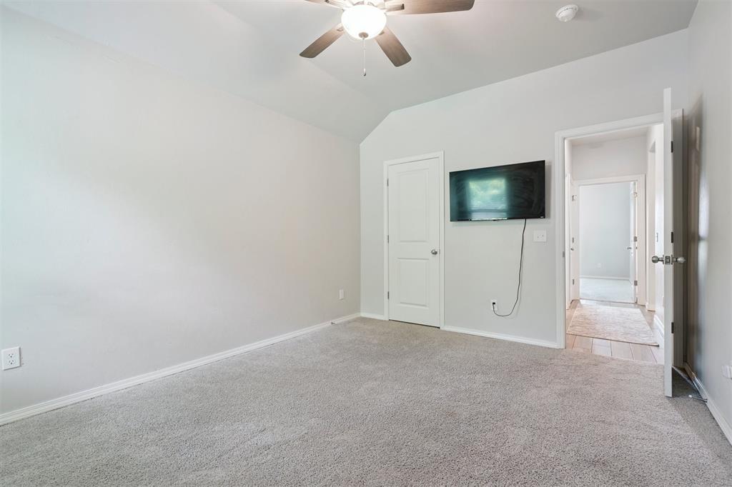 1512 N Kamryn Way