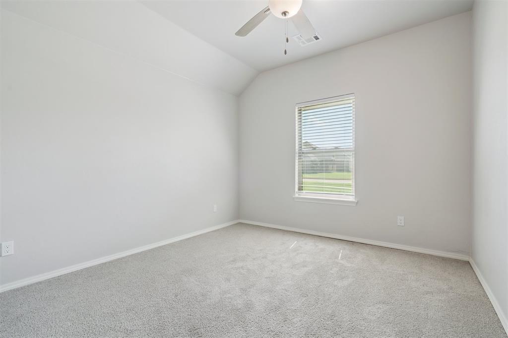 1512 N Kamryn Way