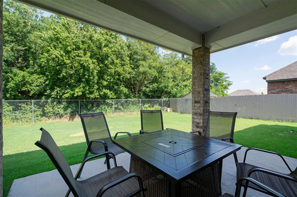 1512 N Kamryn Way