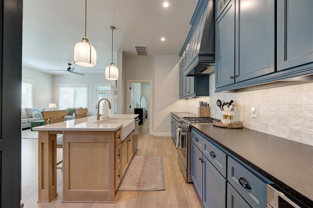 4400 NE 125th Court