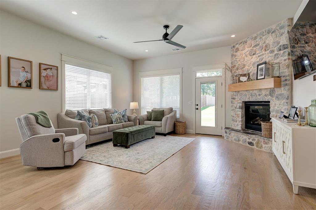 4400 NE 125th Court